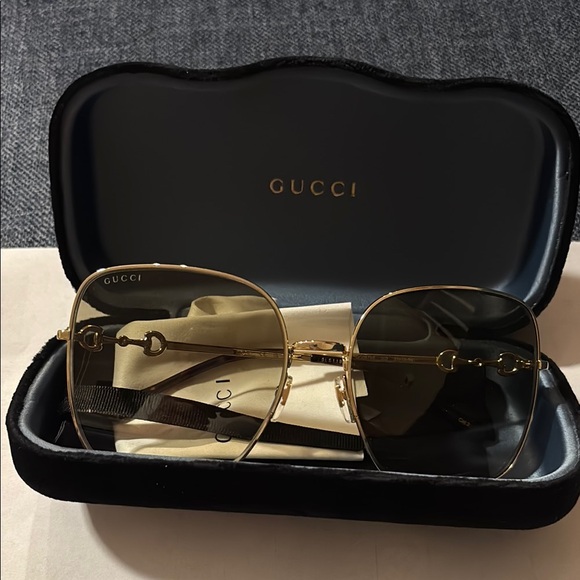 Gucci GG008792 002 Gold Square Frame Brown Lens Sunglasses for Women BNIB - Picture 2 of 14